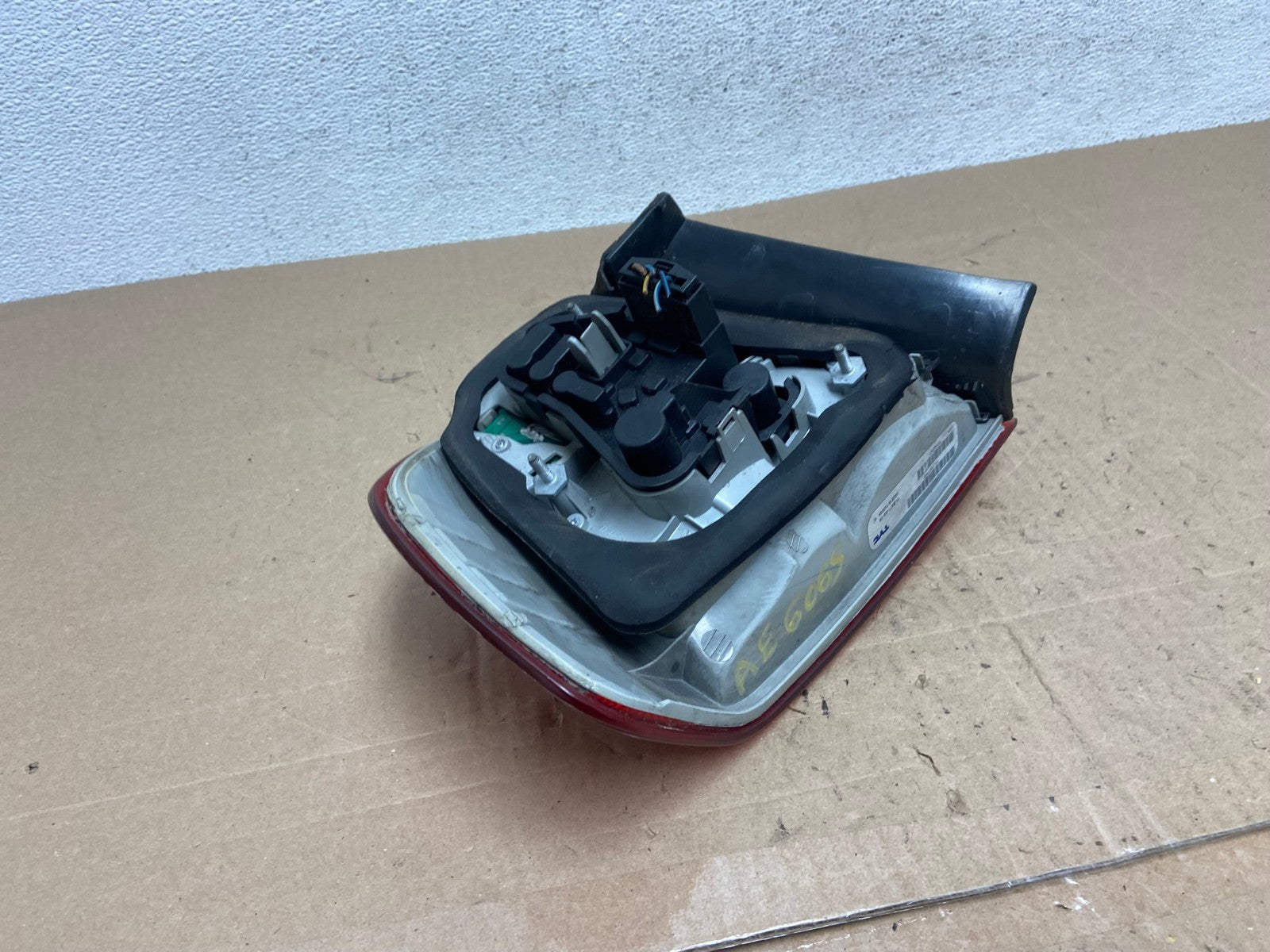 2009 2010 BMW 328i 3 Series Right Passenger RH Side Tail Light AE6065 LK5