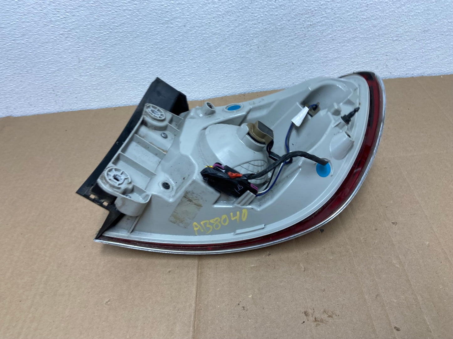 2008 to 2012 Buick Enclave Left Driver Side Lh Tail Light OEM AB8040 LK5