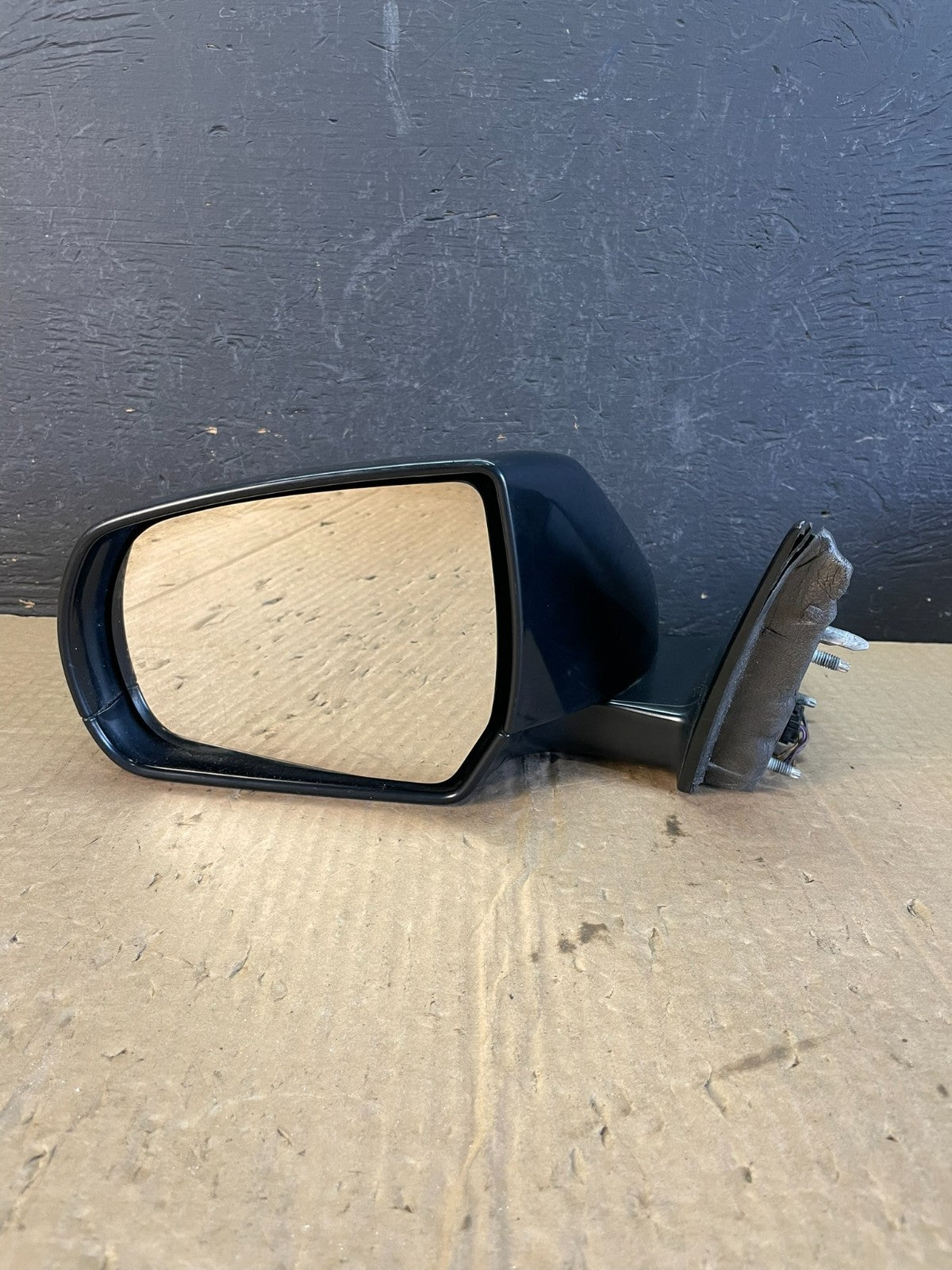 2013 - 2016 Cadillac ATS Left Driver Side Door Mirror AC9915 DW4
