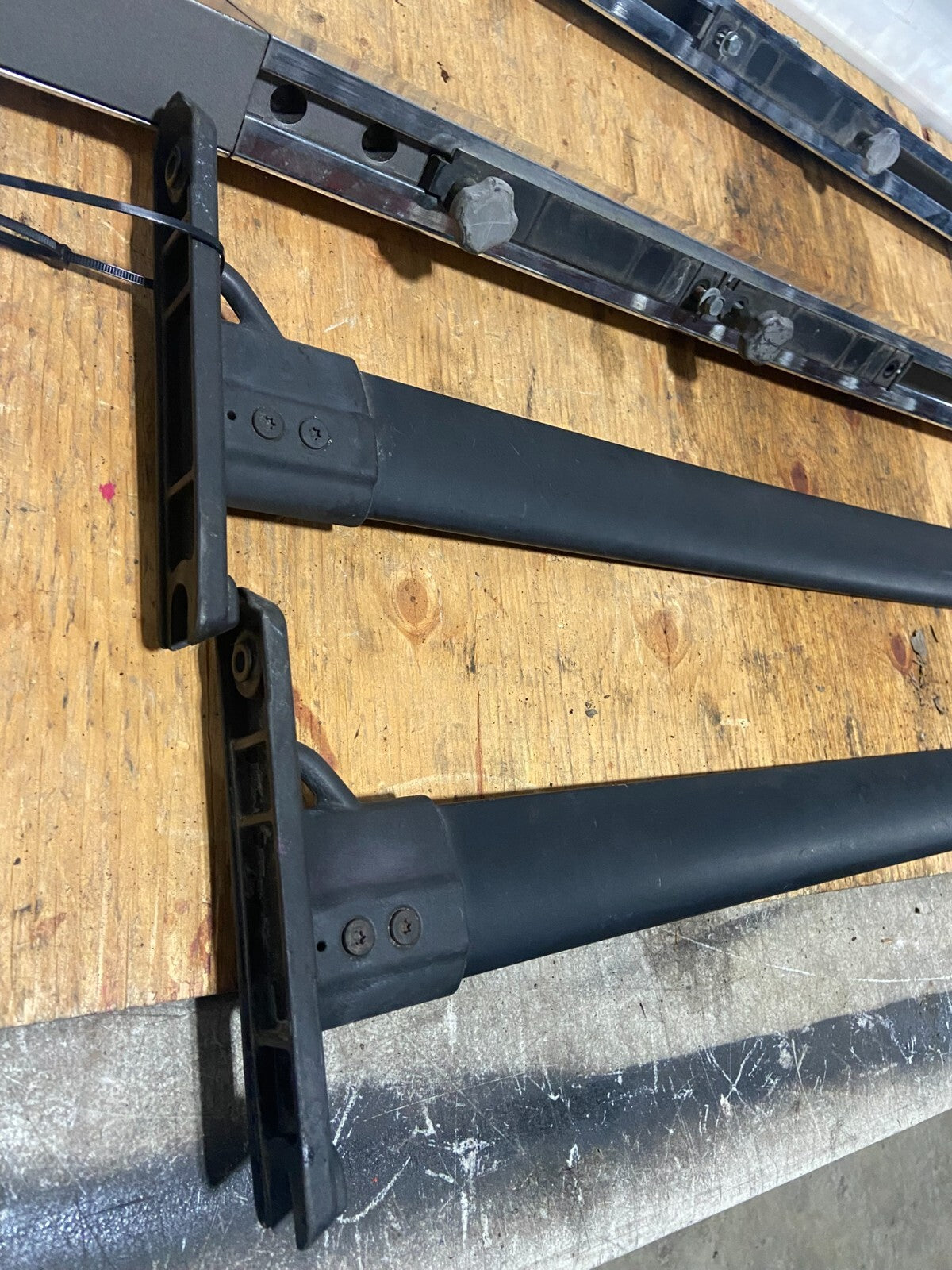 2010 Infiniti QX56 Roof Luggage Rack Cross Center Rail Bars & Side Rails O718816