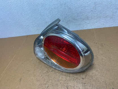 2002 2003 Nissan Maxima Right Passenger RH Side Tail Light AE0437 LK1
