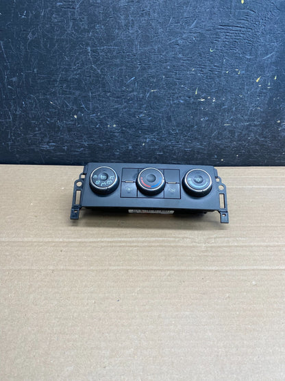 2010-2011 GMC Sierra Chevy Silverado AC Climate Control A/C AF9992 DG3