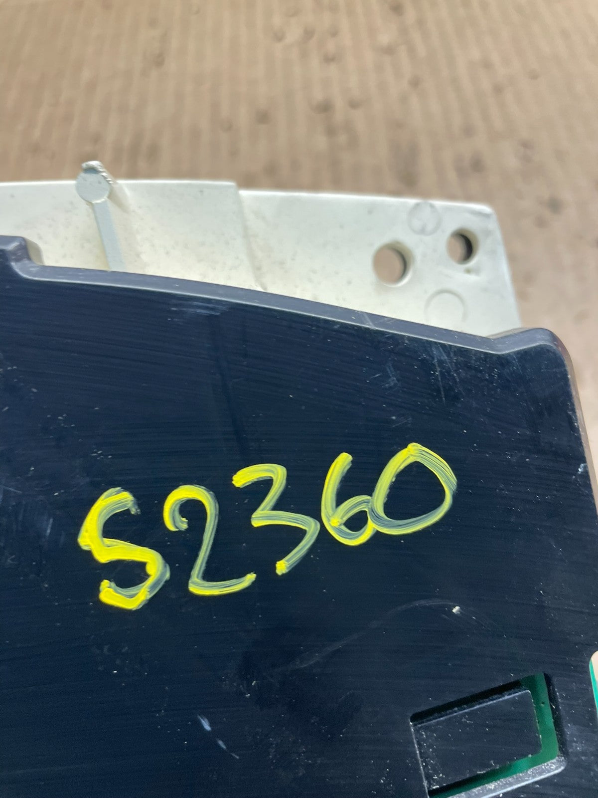 2003 to 2007 Chevrolet Express Speedometer Cluster Gauge S2360 PS7