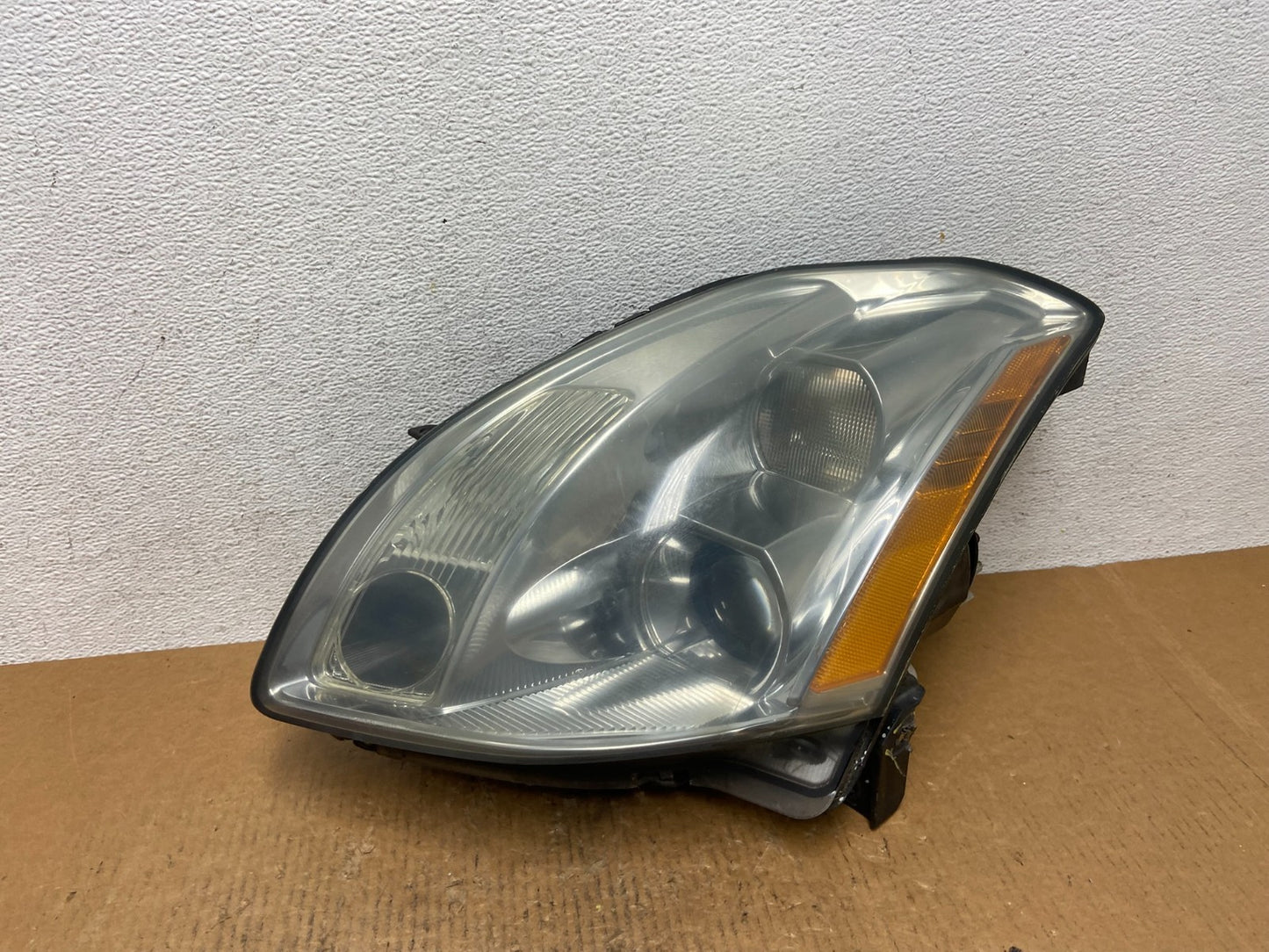 2004 to 2006 Nissan Maxima Left Driver Side Headlight Halogen AE1662 DW0