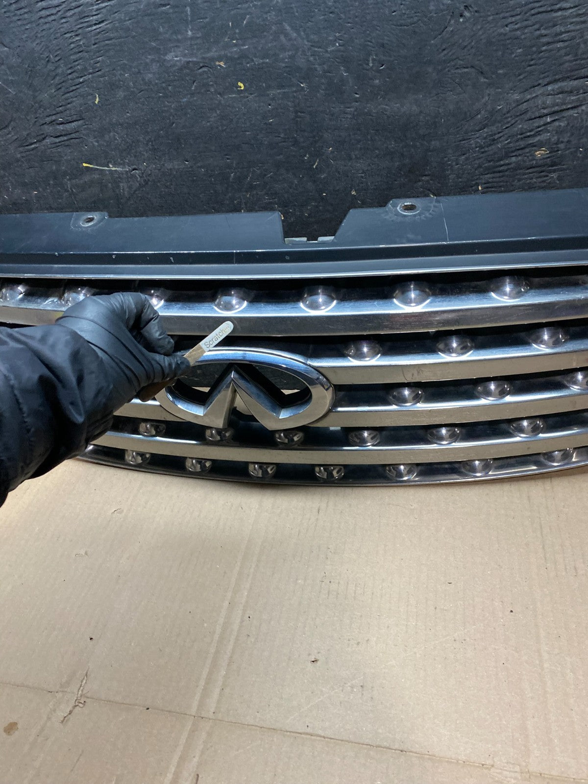 2003 2004 2005 Infiniti FX35 Grill Grille W/ Emblem Oem x3041 DG6