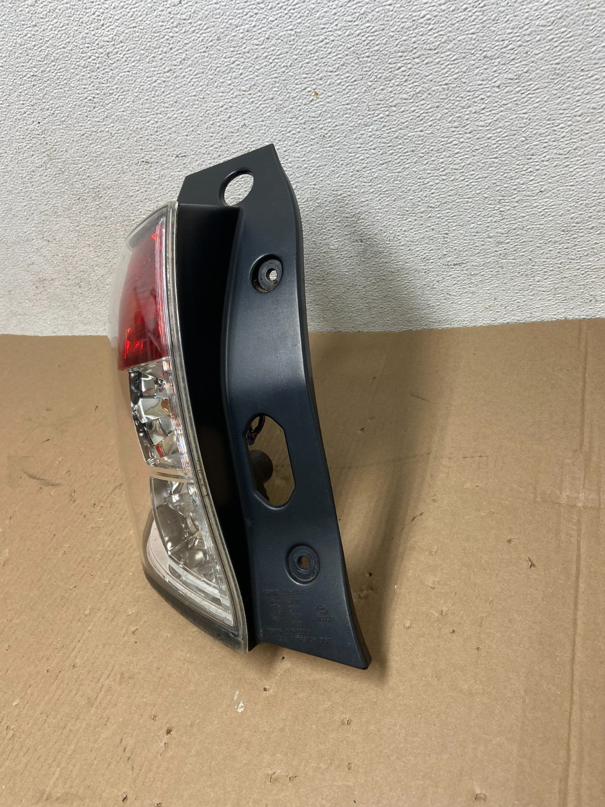 2009 - 2013 Subaru Forester Left Driver Lh Side Tail Light AD6463 DW1