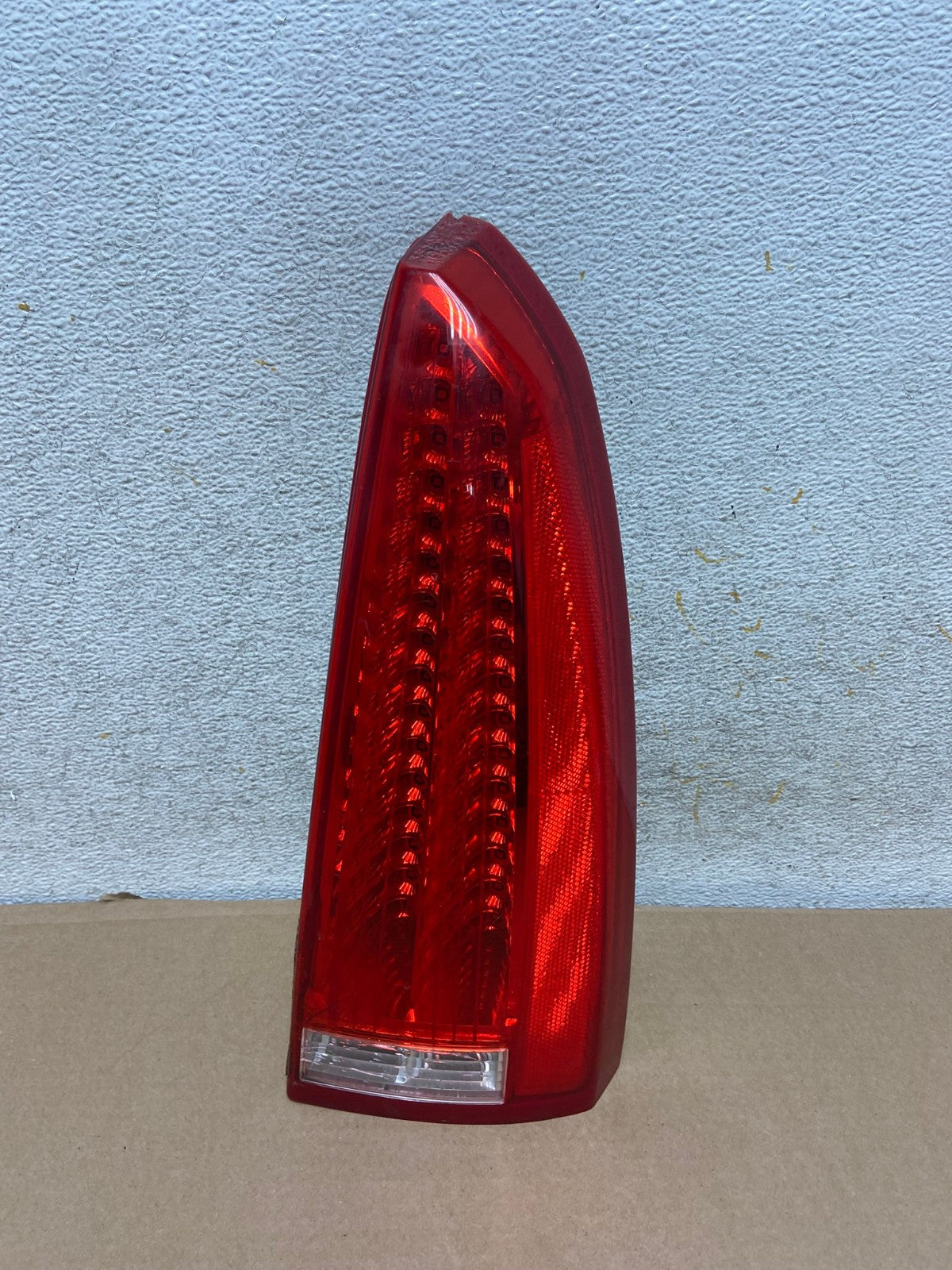 2006 to 2011 Cadillac DTS Right Passenger Rh Side LED Tail light AH9312 LK0
