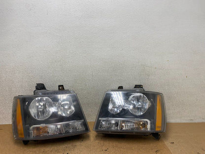 2007 to 2013 Chevrolet Suburban Tahoe Left+Right Set Headlights DEPO T0677 DW0
