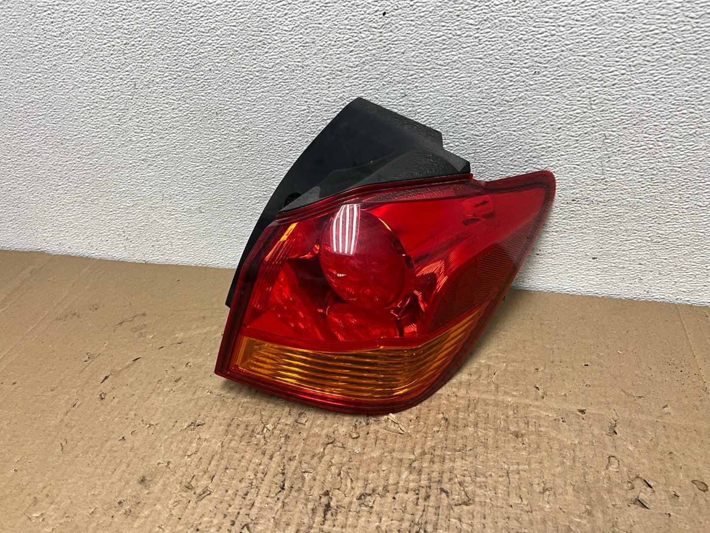 2011 to 2019 Mitsubishi ASX Right Passenger RH Side Tail Light Oem AC4095 LK0