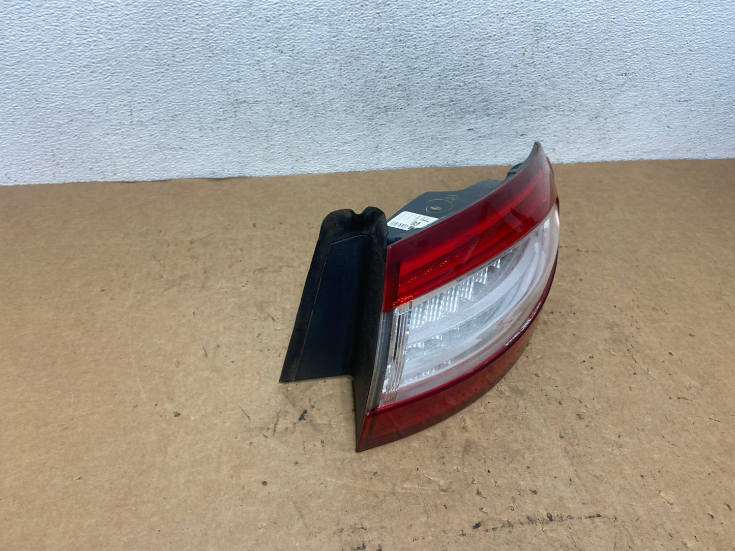 2013 to 2016 Ford Fusion Right Passenger RH Side Tail Light AD5258 LK2