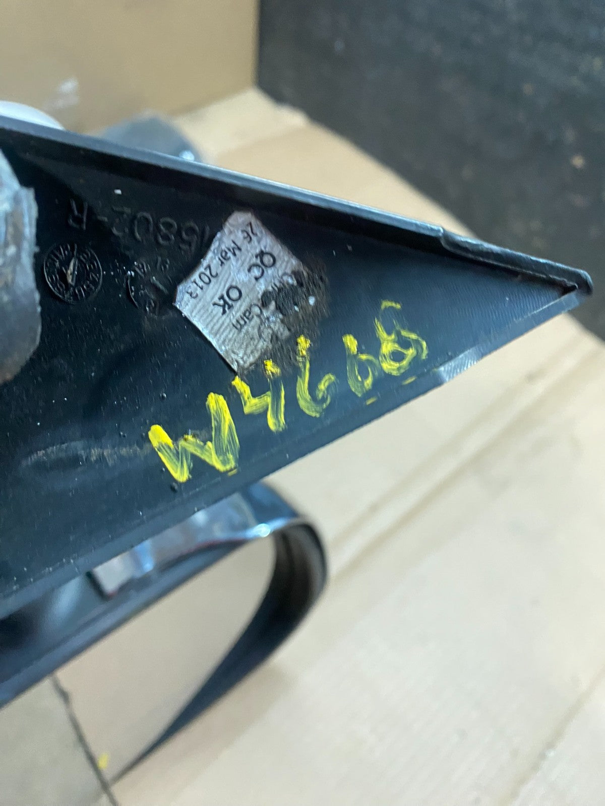 2002 to 2008 Ford Econoline Van E250 Right Passenger View Door Mirror W4668 MS9