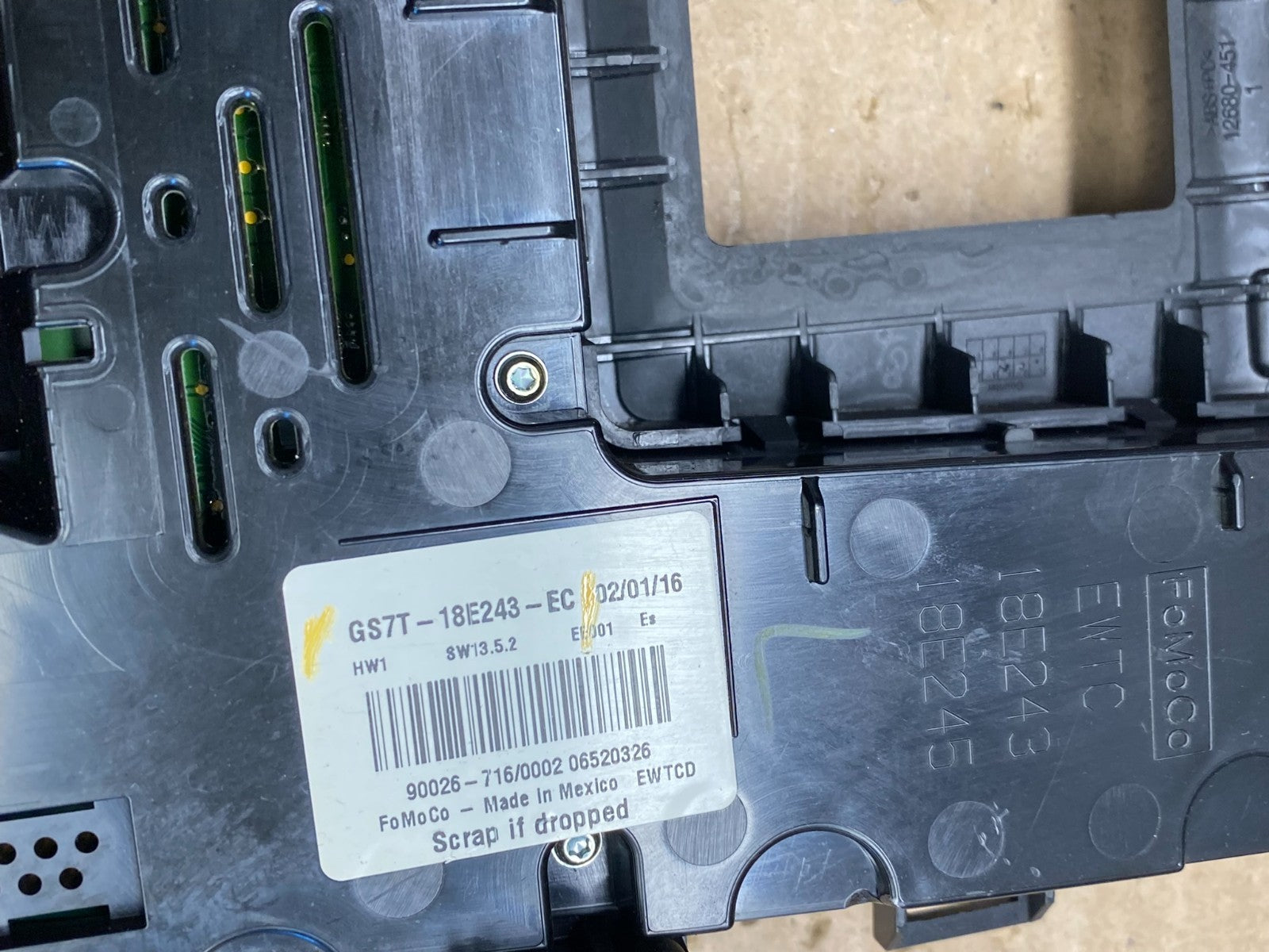 2016 2017 Ford Fusion Radio Climate Control A/C Control AG8352 DG6