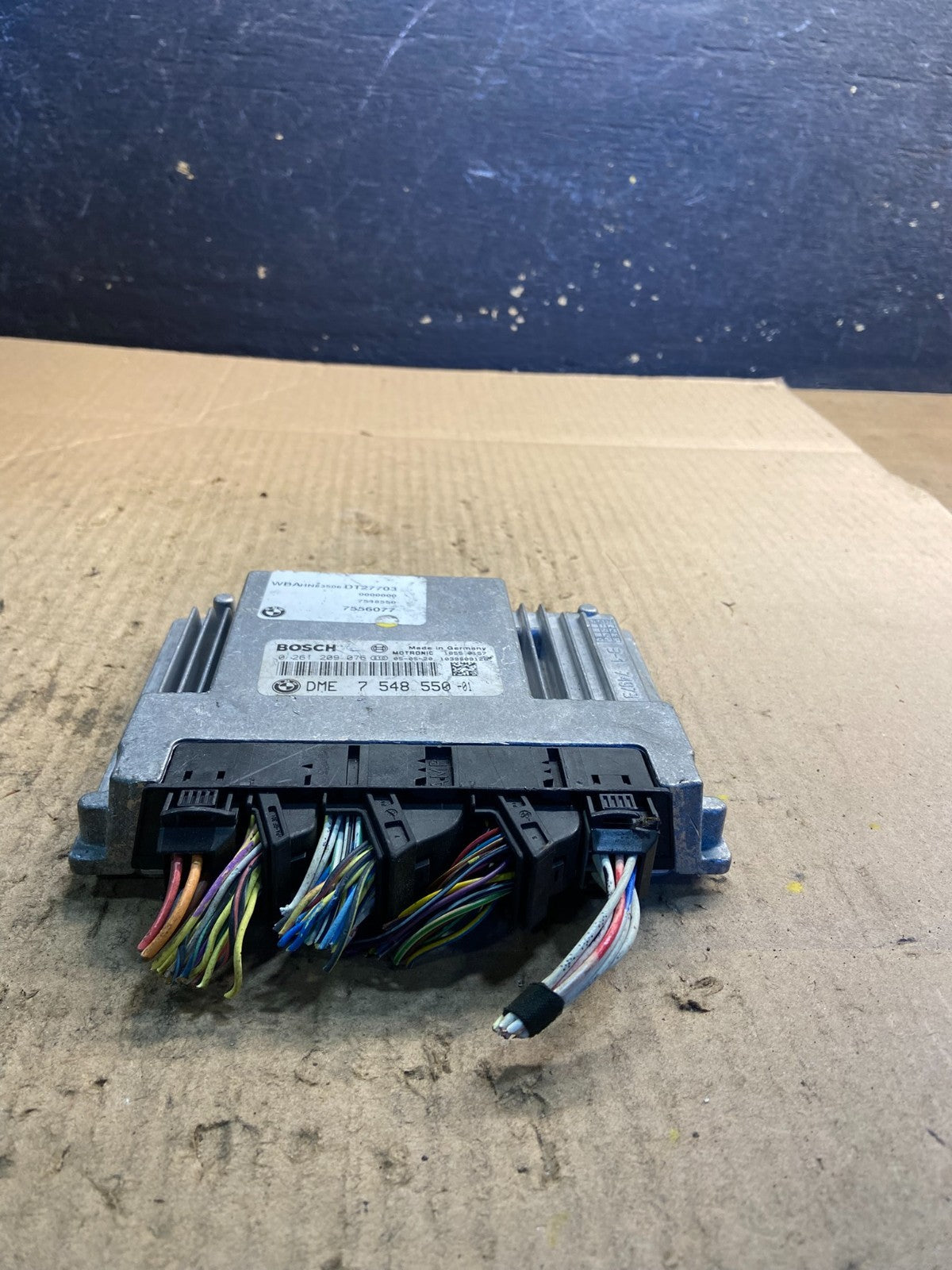 2006 to 2007 Bmw 550i 750i Engine Computer ECU Control Module ECM Z0697 DG1