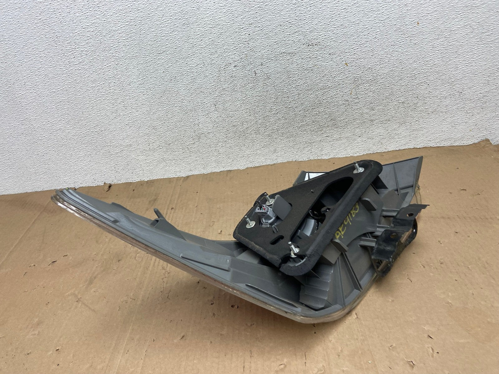 2008 to 2012 Honda Accord Sedan Tail light Right Passenger RH AE9183 LK5