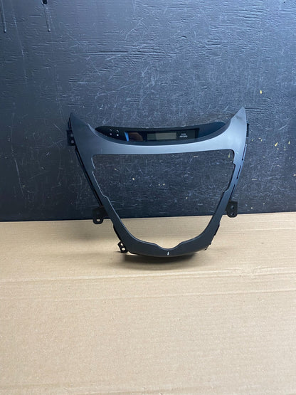 2011-2013 Hyundai Elantra Dash Radio Bezel Clock Display Trim AF6540 DG0