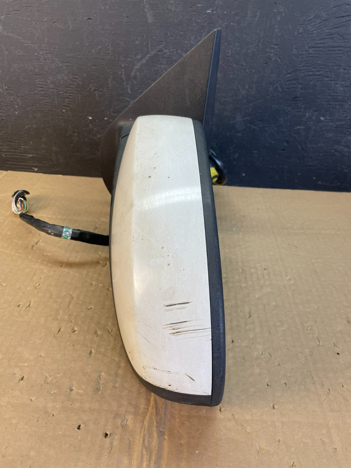 2007-2014 Chevrolet Avalanche Left Driver LH View Door Mirror AC9821 DW2