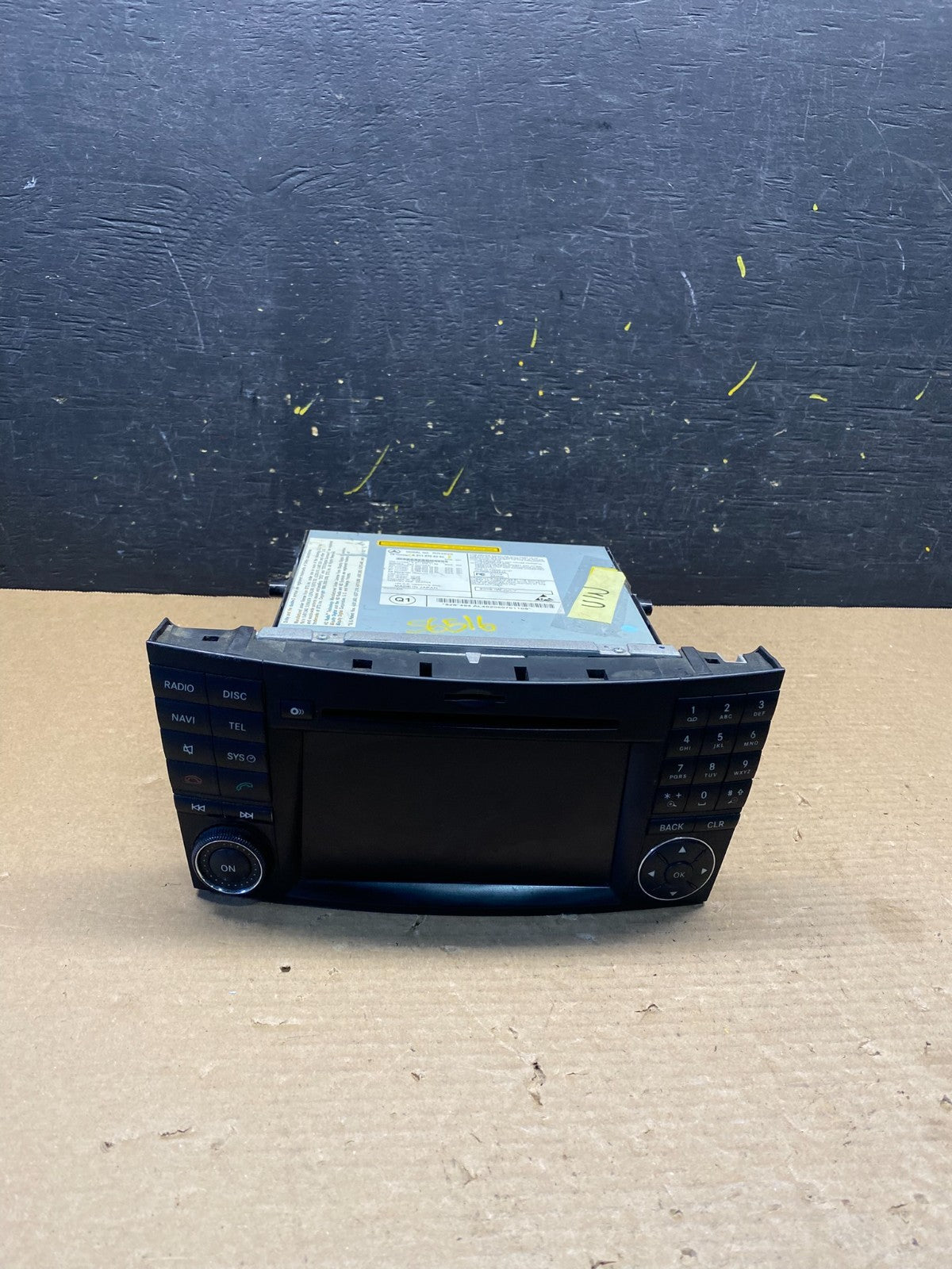 2007-2011 Mercedes Benz W211 E350 E500 Radio Screen Navigation Display s6516 DG0