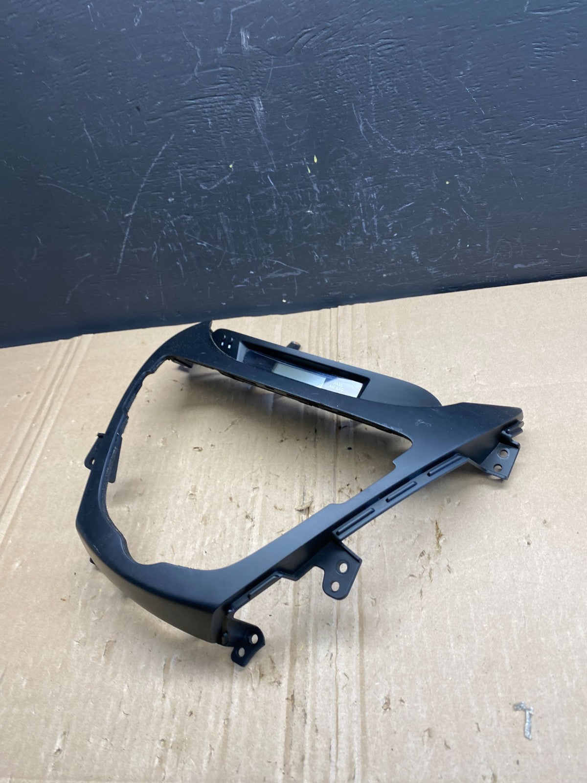 2011-2013 Hyundai Elantra Dash Radio Bezel Clock Display Trim OEM AB8943` DG2