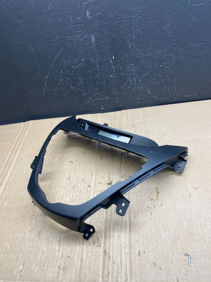 2011-2013 Hyundai Elantra Dash Radio Bezel Clock Display Trim OEM AB8943` DG2