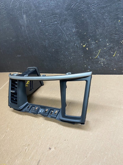 2013 to 2020 Nissan Pathfinder Center Dash Radio Trim Bezel Surround T4452 DG1