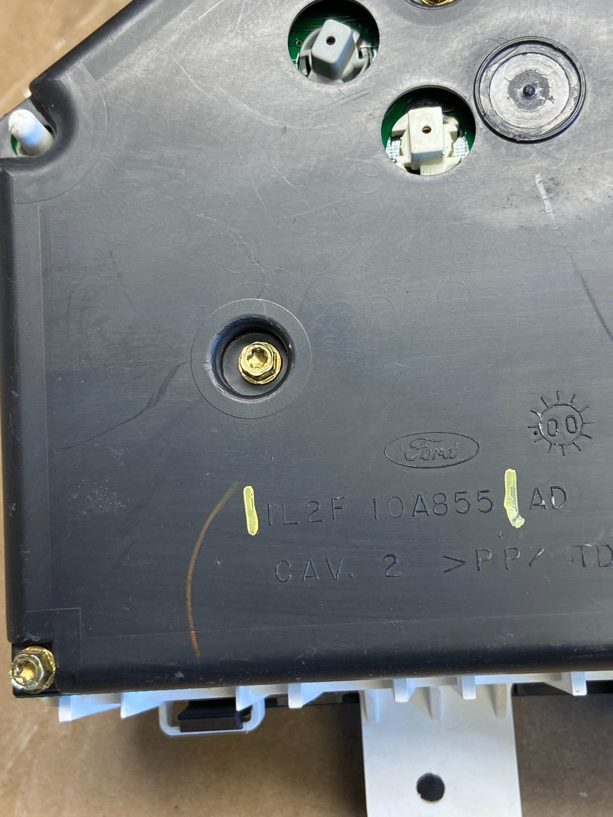 2002 Ford Explorer Speedometer Cluster Gauge AH7561 DG7