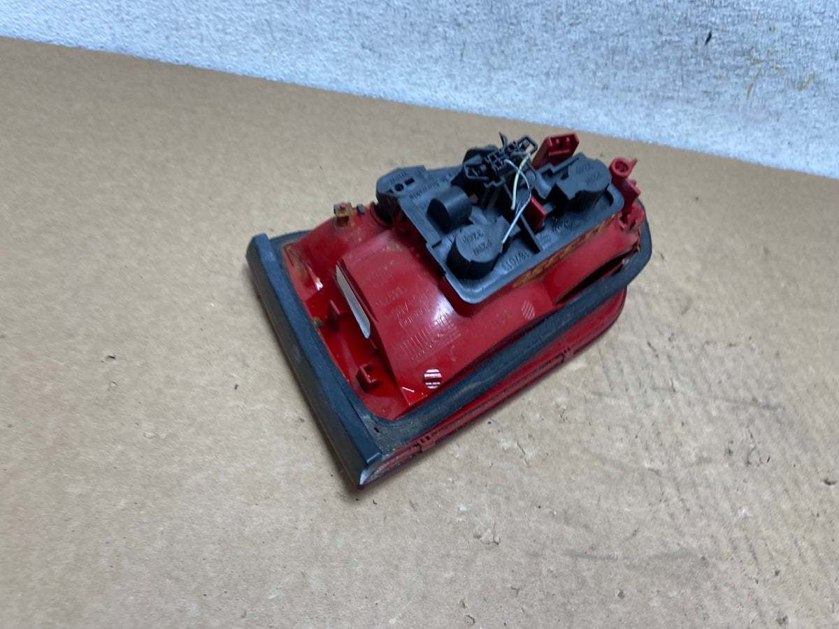 2009 2010 2011 2012 Audi A4 Sedan Left Driver Side Inner Tail Light AI33804