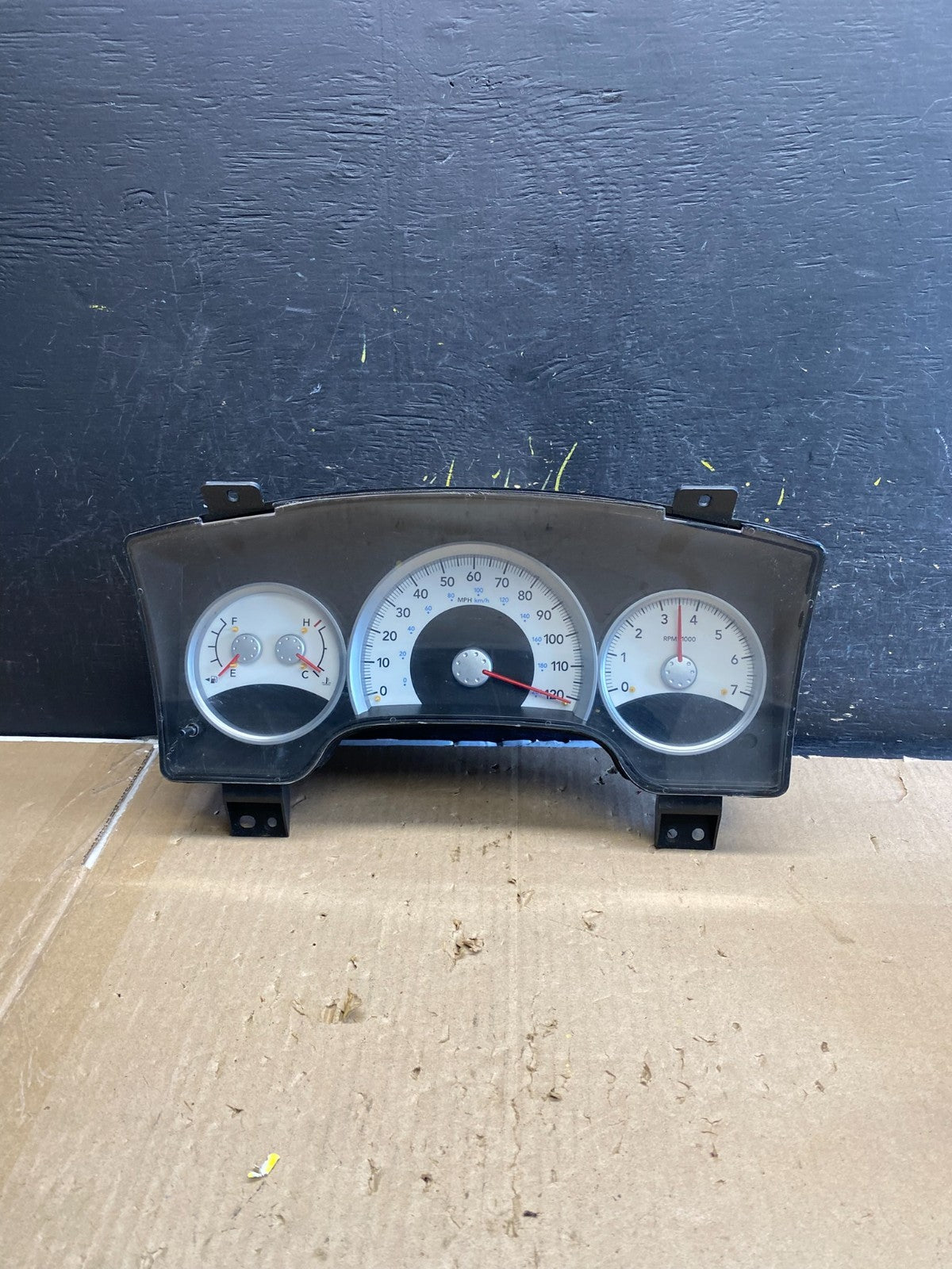 2006 Dodge Durango Speedometer Instrument Cluster Gauge Oem AB2169 DG0