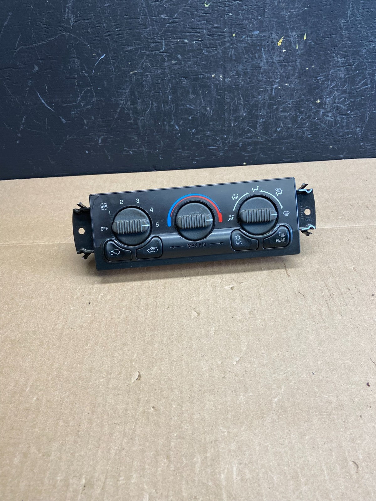 1999 to 2002 Chevrolet Silverado HVAC Heater Climate Control Module AC6158 DG0