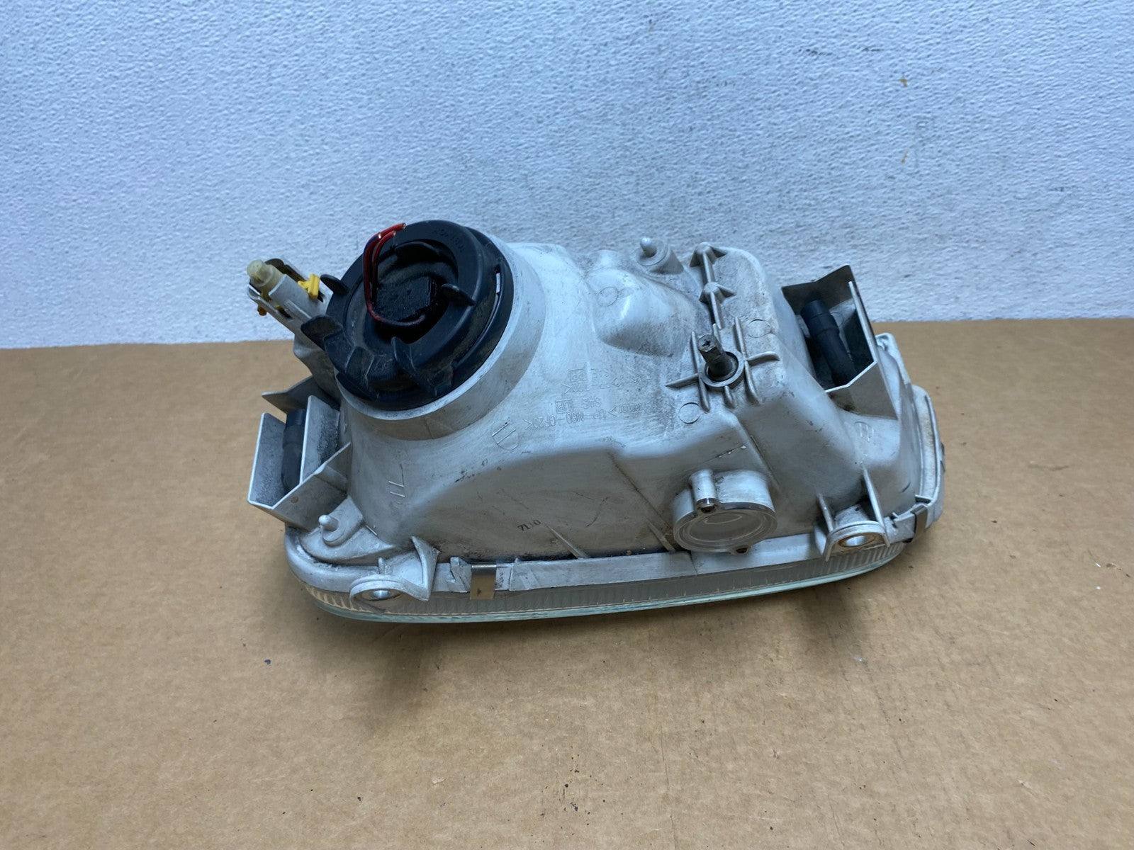1994 to 1998 Toyota Rav4 Right Passenger Rh Side Halogen Headlight AD4477 DG4