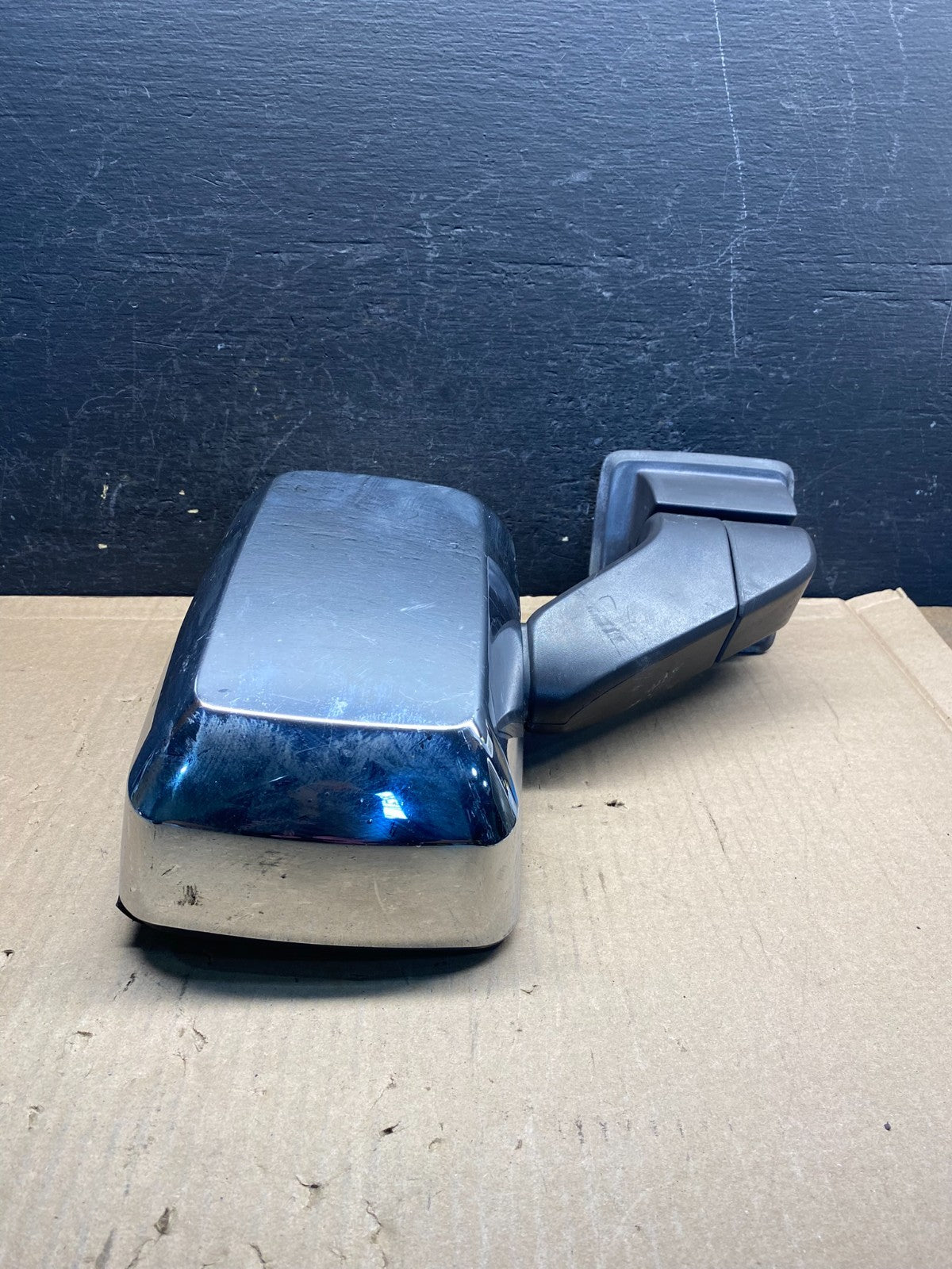 2006 to 2010 Hummer H3 Front Right Passenger RH View Door Mirror AE7963 DW1