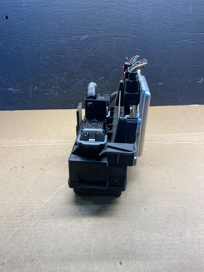 2005 Jeep Grand Cherokee Integrated Power Fuse Box Relay 04692071AB AC4381 DG3