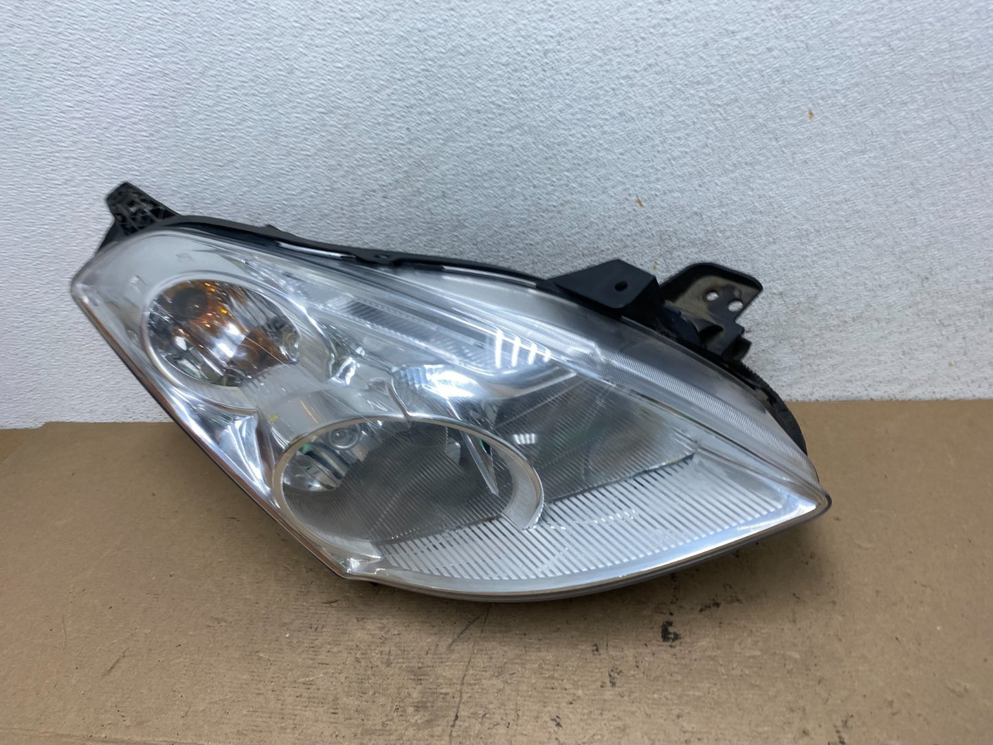 Sedan 2010 - 2012 Nissan Altima Headlight Xenon Right Passenger Rh AF5692 DW1