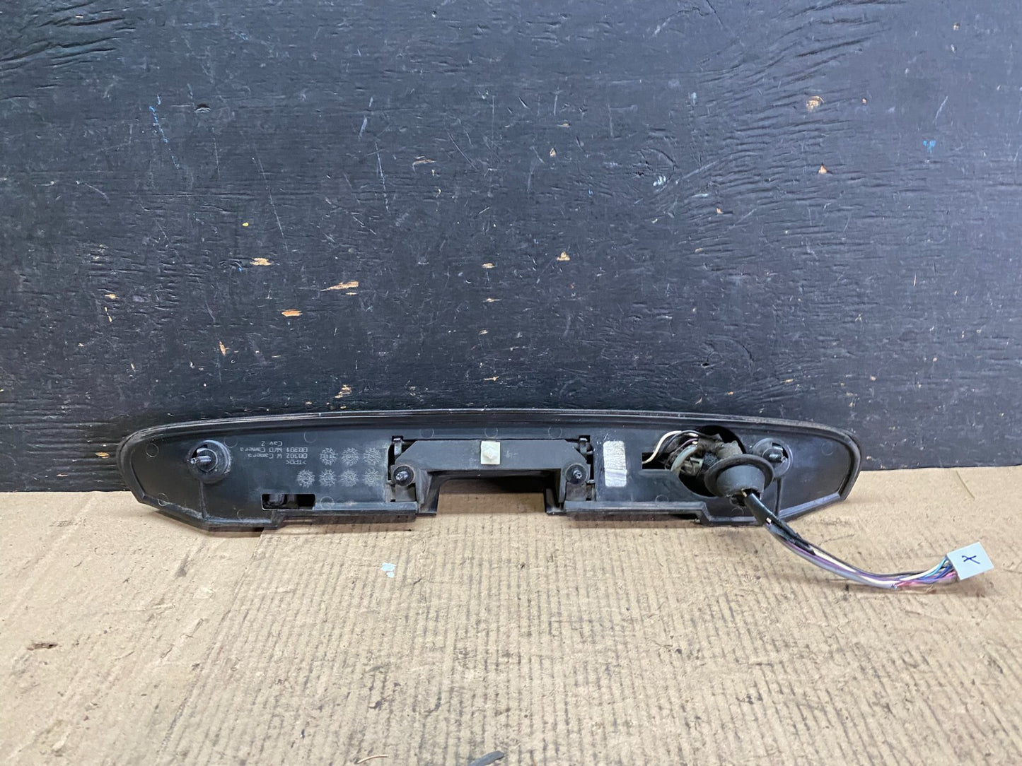 2008-2012 Buick Enclave Trunk Lid Finish Panel Moulding w/ Camera N3284 DG8