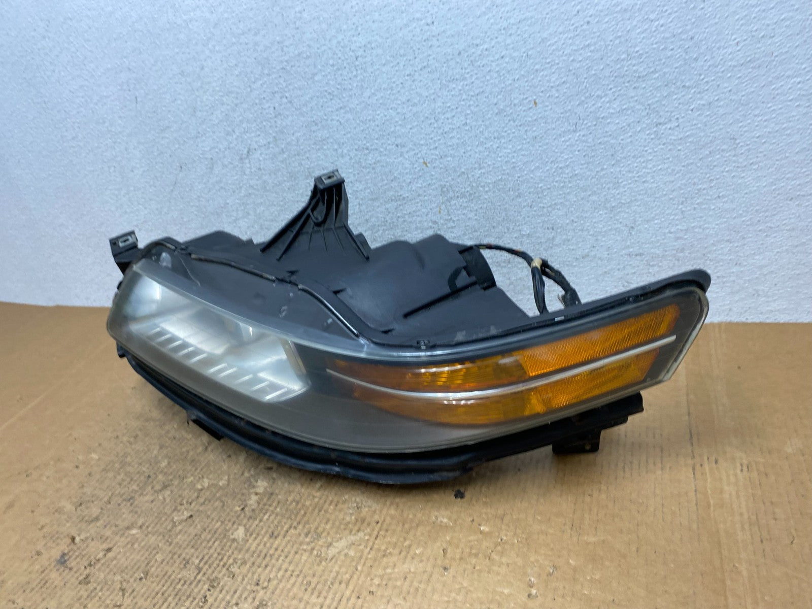 2004 2005 2006 Acura TL Headlight Left Driver LH Side Xenon HID AE2754 DW1