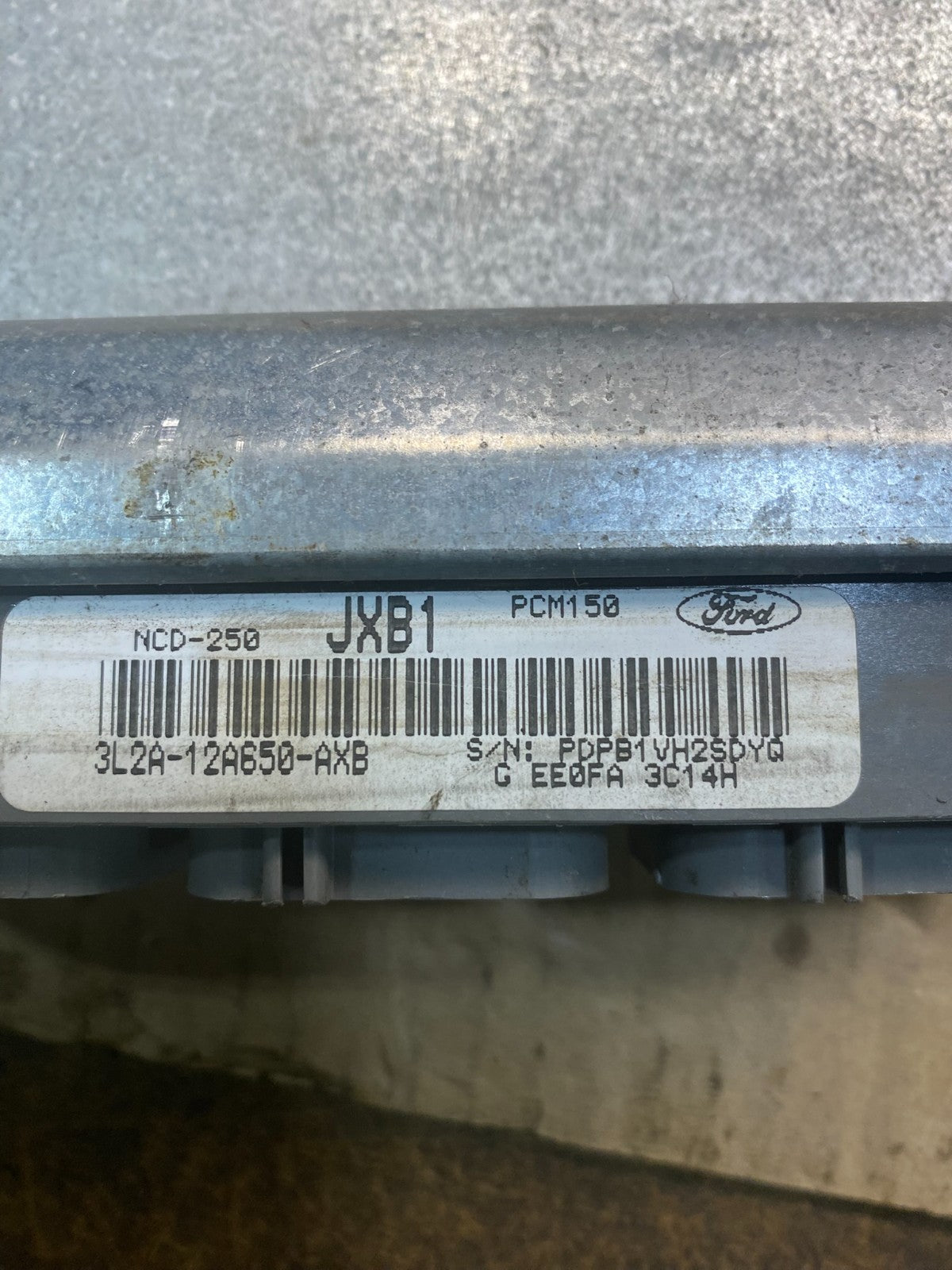 2003 Ford Explorer 4.6L  Engine Control ECU Computer Module AC0469 DG2