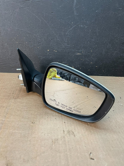 2017 to 2020 Hyundai Elantra Right Passenger View Door Mirror AE8467 DW2