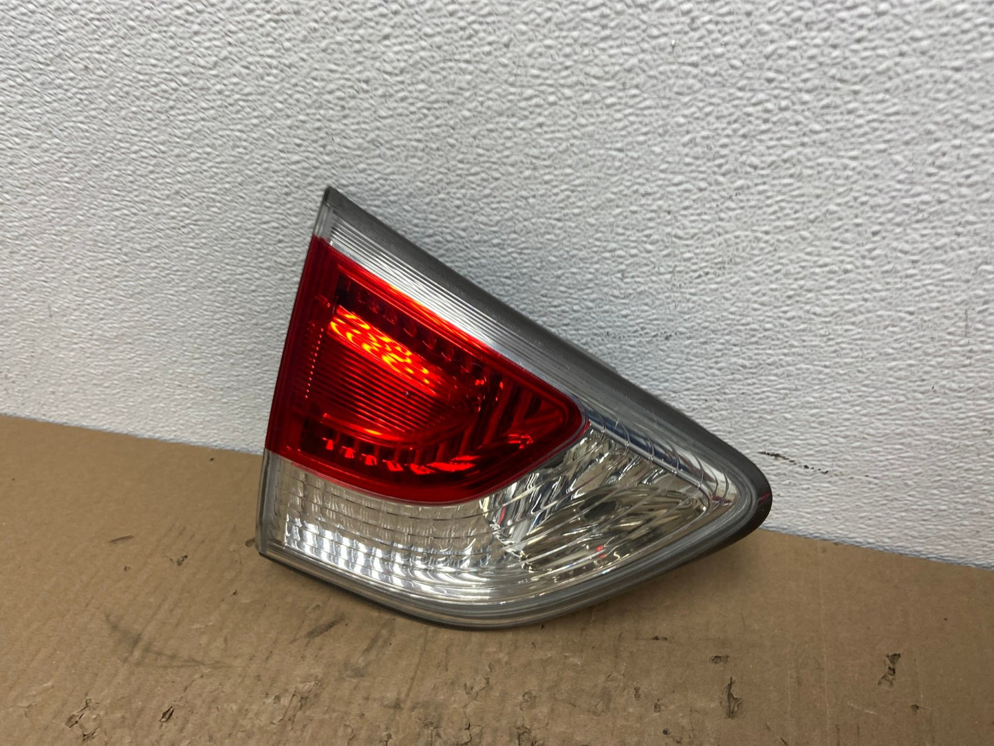 2013 to 2016 Nissan Pathfinder Left Driver Inner Tail light Oem AB8590 LK1