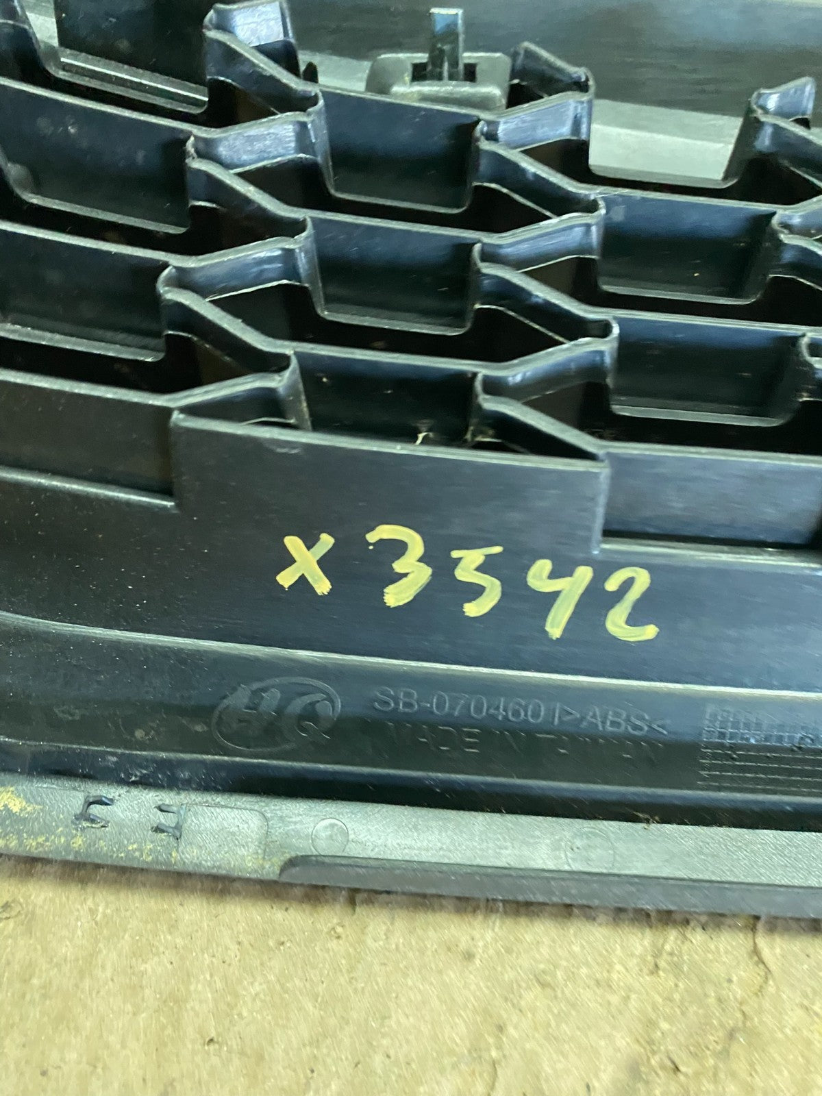 2012-2016 Subaru Impreza Crosstrek Front Upper Grill Grille Aftermarket X3542 DG17