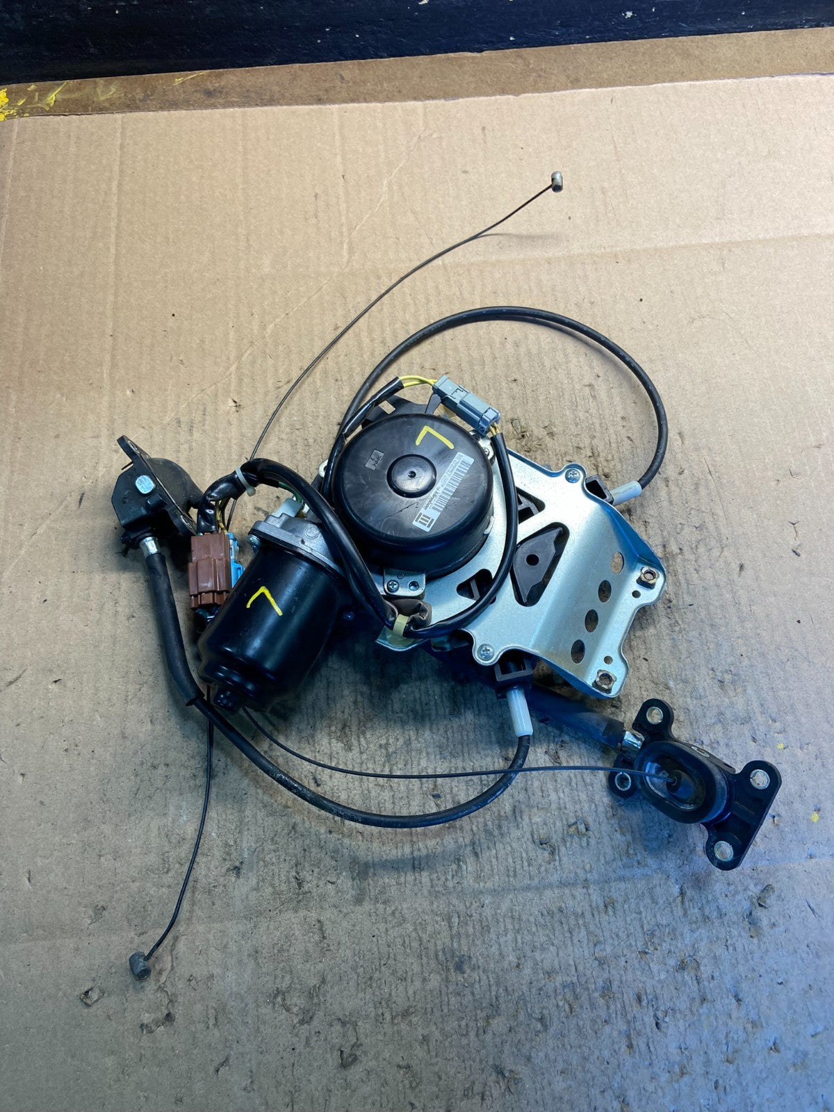 2005 - 2010 Honda Odyssey Rear Left Sliding Door Lock Actuator Motor Z2062 DG1