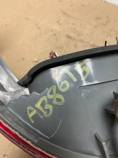 2003 to 2004 Honda Accord Sedan Right Passenger Rh Side Tail light Oem AB8615 LK6
