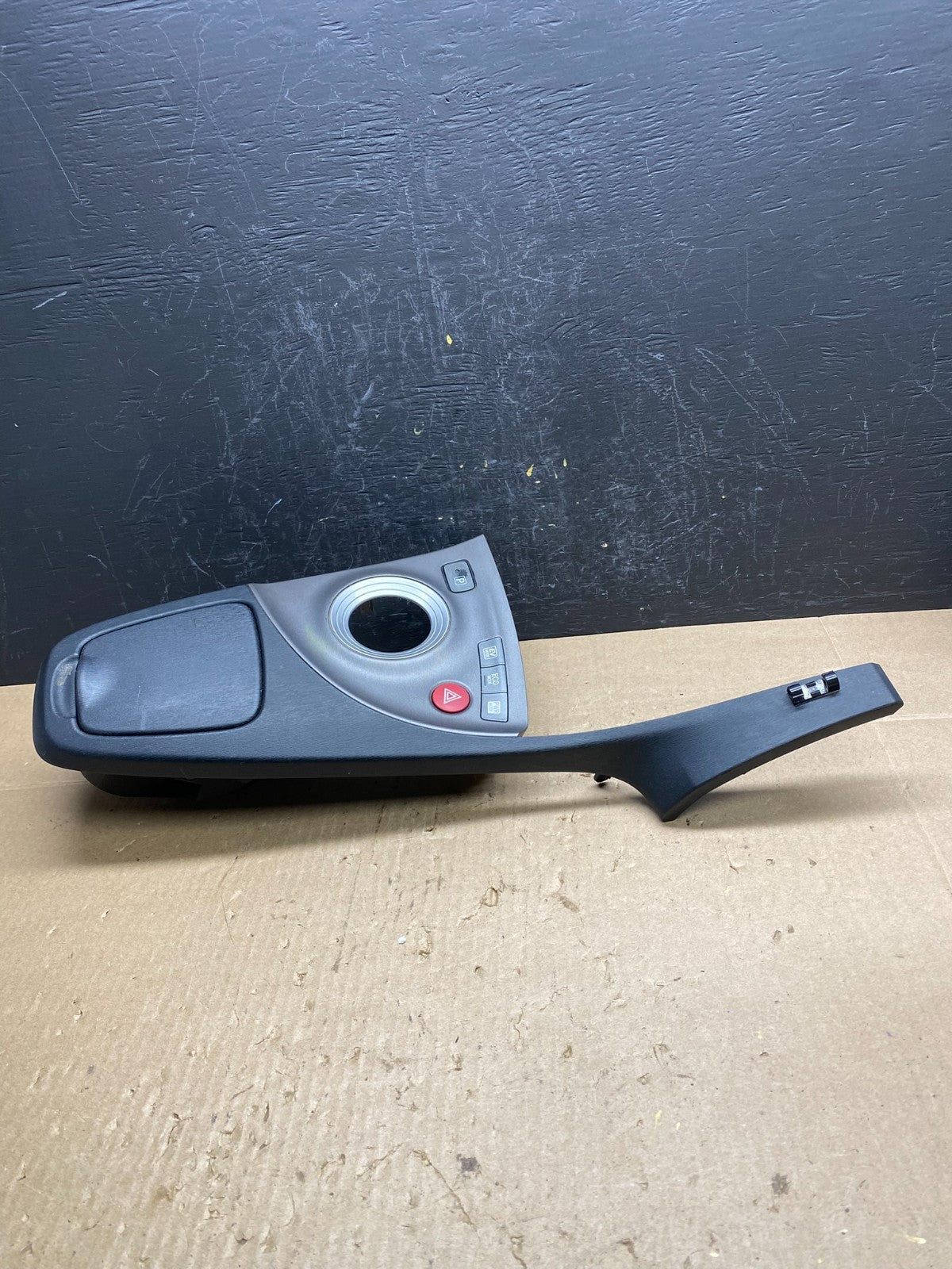 2010 to 2015 Toyota Prius Center Console Cup Holder Trim Bezel AC6581 DG4