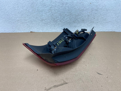 2004 2005 2006 2007 Saturn Vue Left Driver Lh Side Tail Light AG3366 LK5