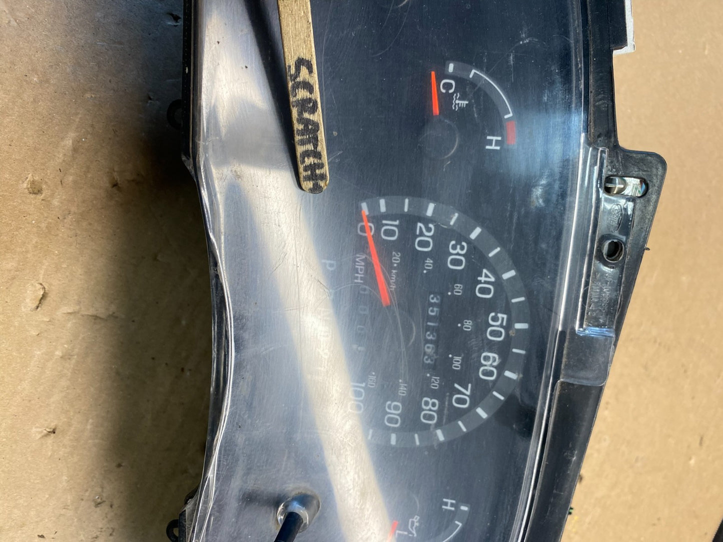 2001-2002 Ford Econoline E250 E350 Van Speedometer Instrument Cluster S6370 DG3