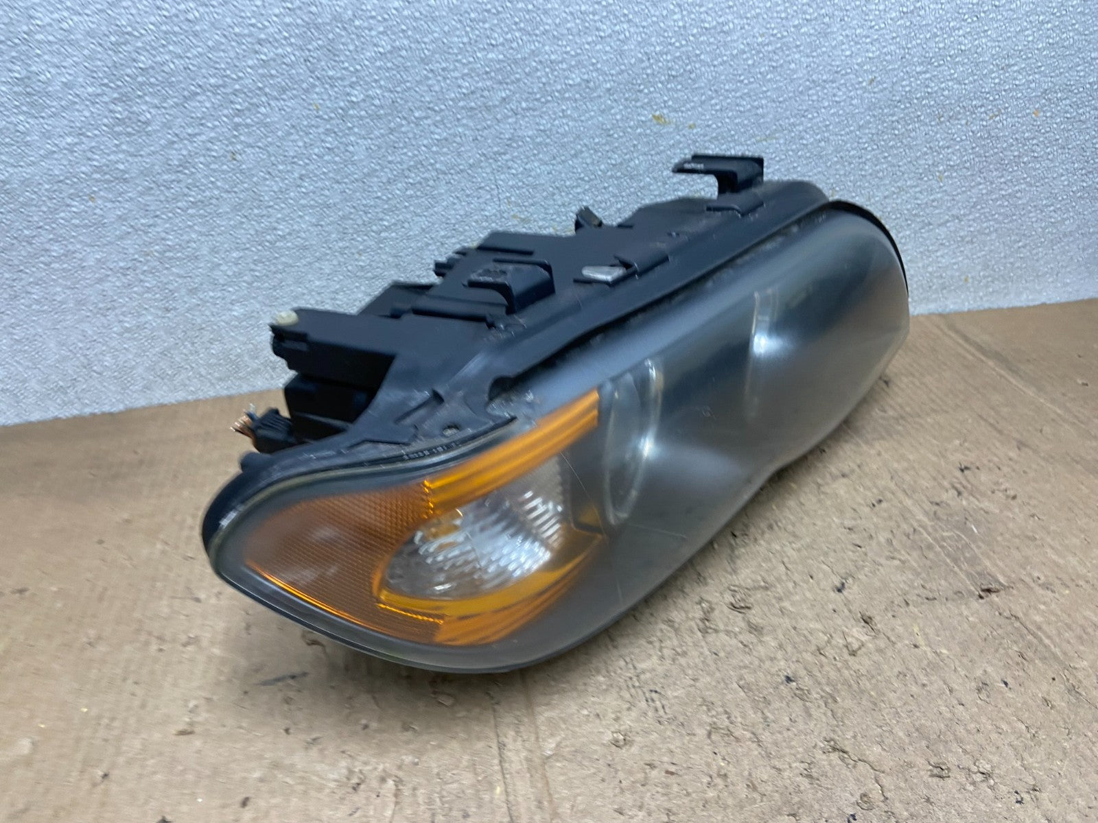 Xenon Hid AFS 2004 2005 2006 Bmw E53 X5 Right Passenger Headlight OEM AA8408 DW2