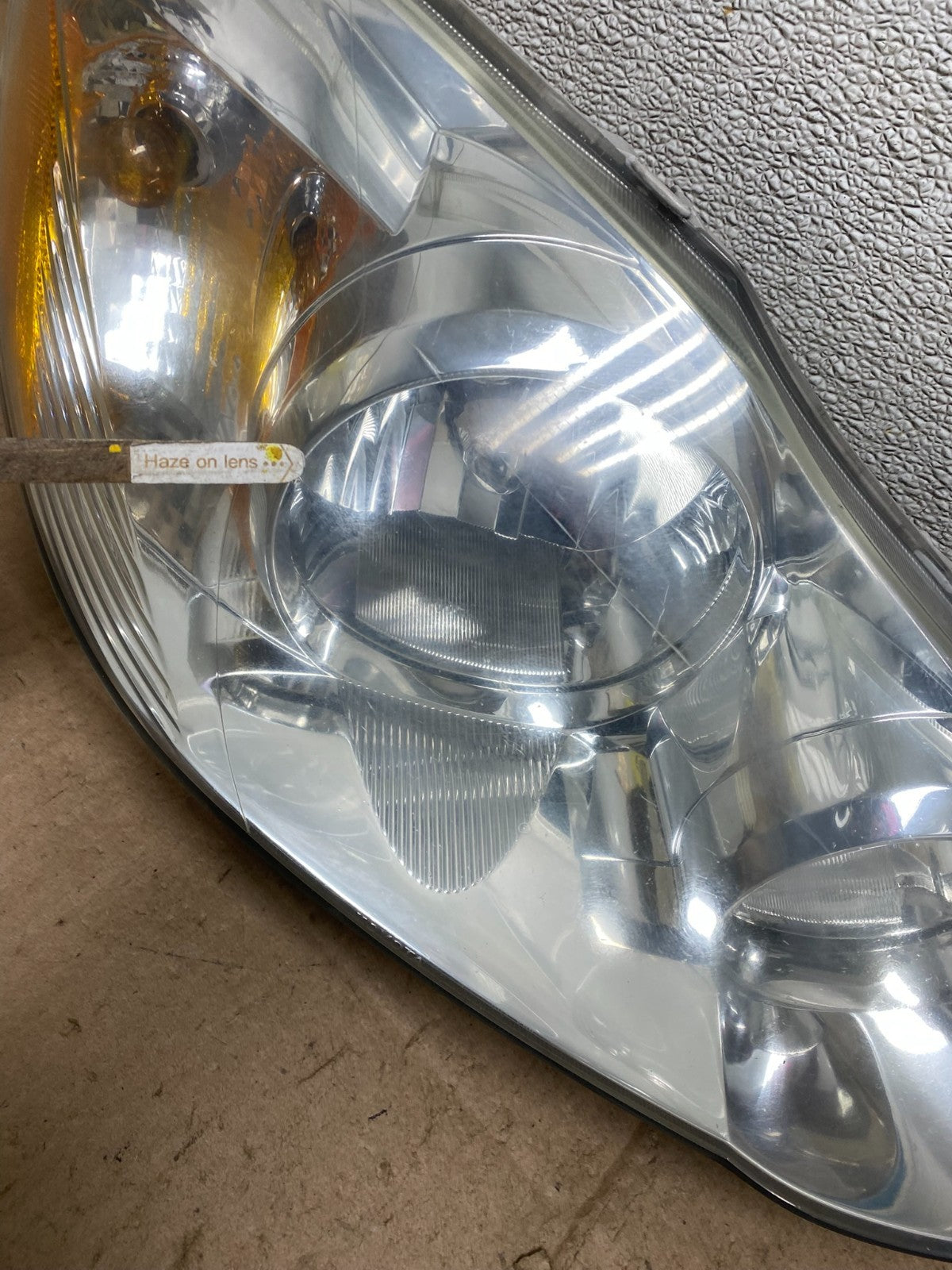 2005 to 2008 Toyota Corolla Left+Right Side Set Headlights W2902 DW7
