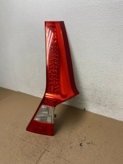 2008 to 2013 Volvo XC70 V70 Right Passenger Tail Light Upper AF5751 LK1
