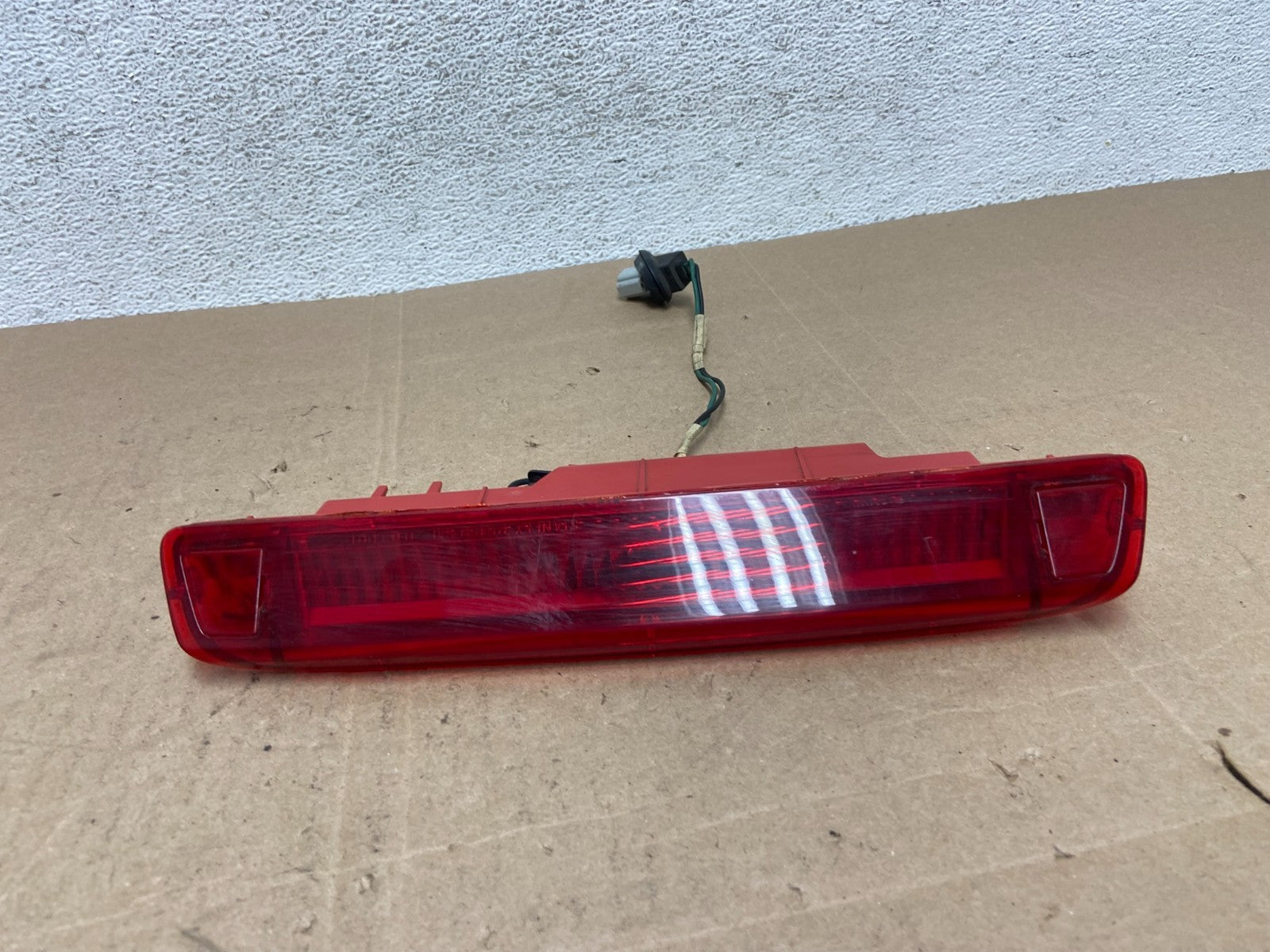 2005 to 2010 Honda Odyssey 3RD Brake Tail Light ae5033 DG0