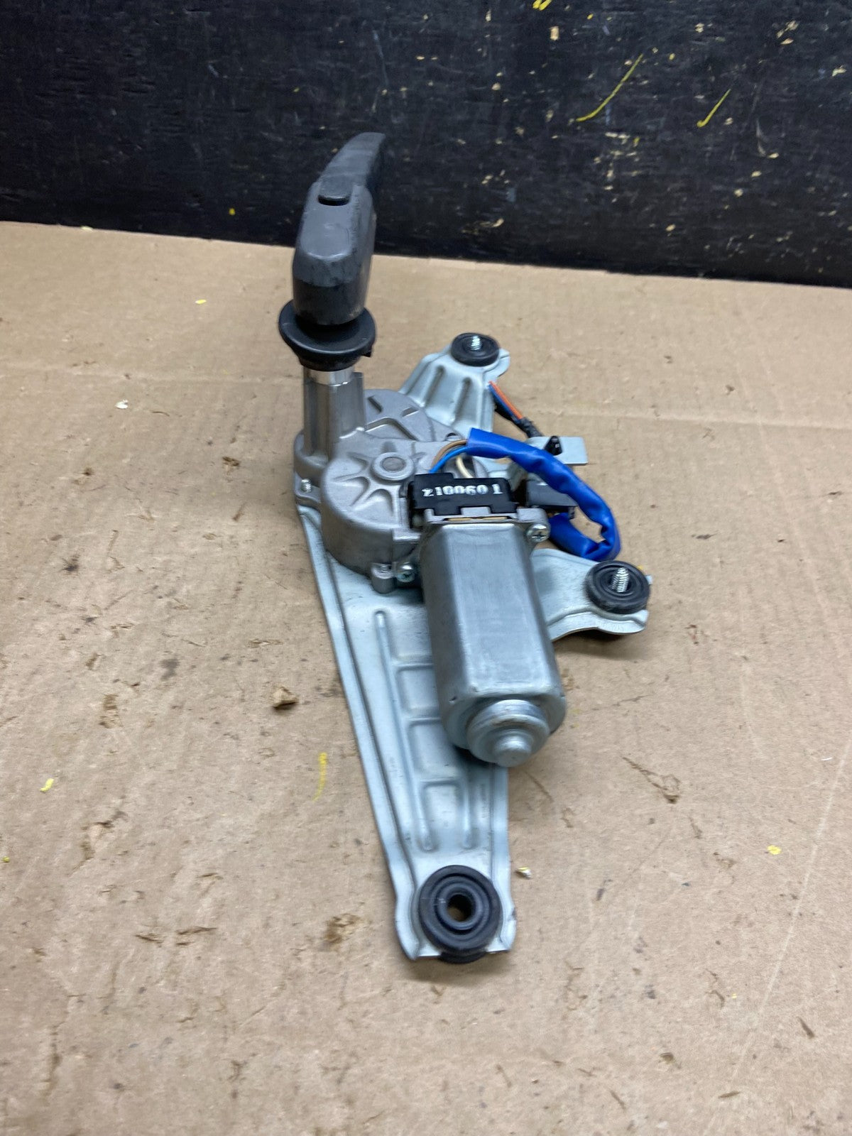 2010-2013 Kia Soul Rear Glass Windshield Wiper Motor U4742 DG2