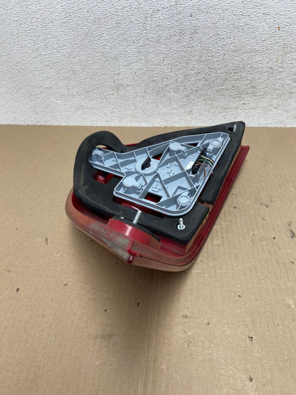 2005-2007 Mercedes-Benz C 230 - W203 C-Class Right Passenger Tail Light AE69734
