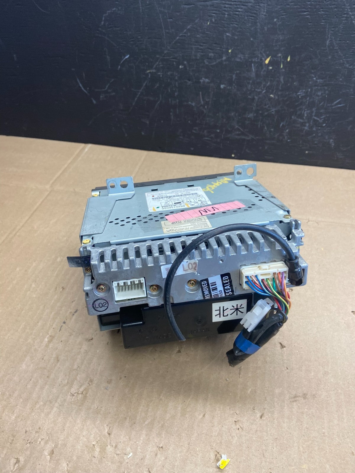 2003 to 2006 Subaru Forester AM FM CD Radio Receiver  OEM AB9406 DG4